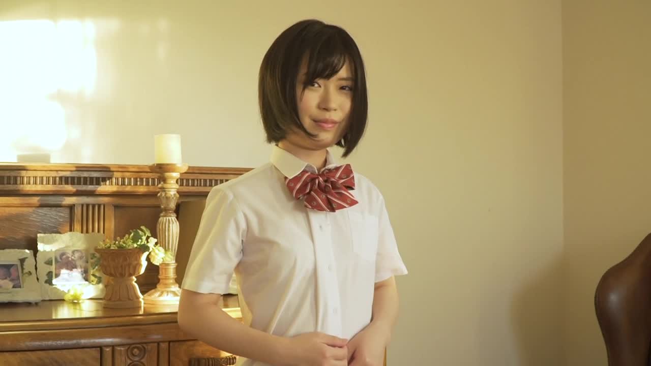 春休みにヌード、ヌードなのに処女/横山彩花